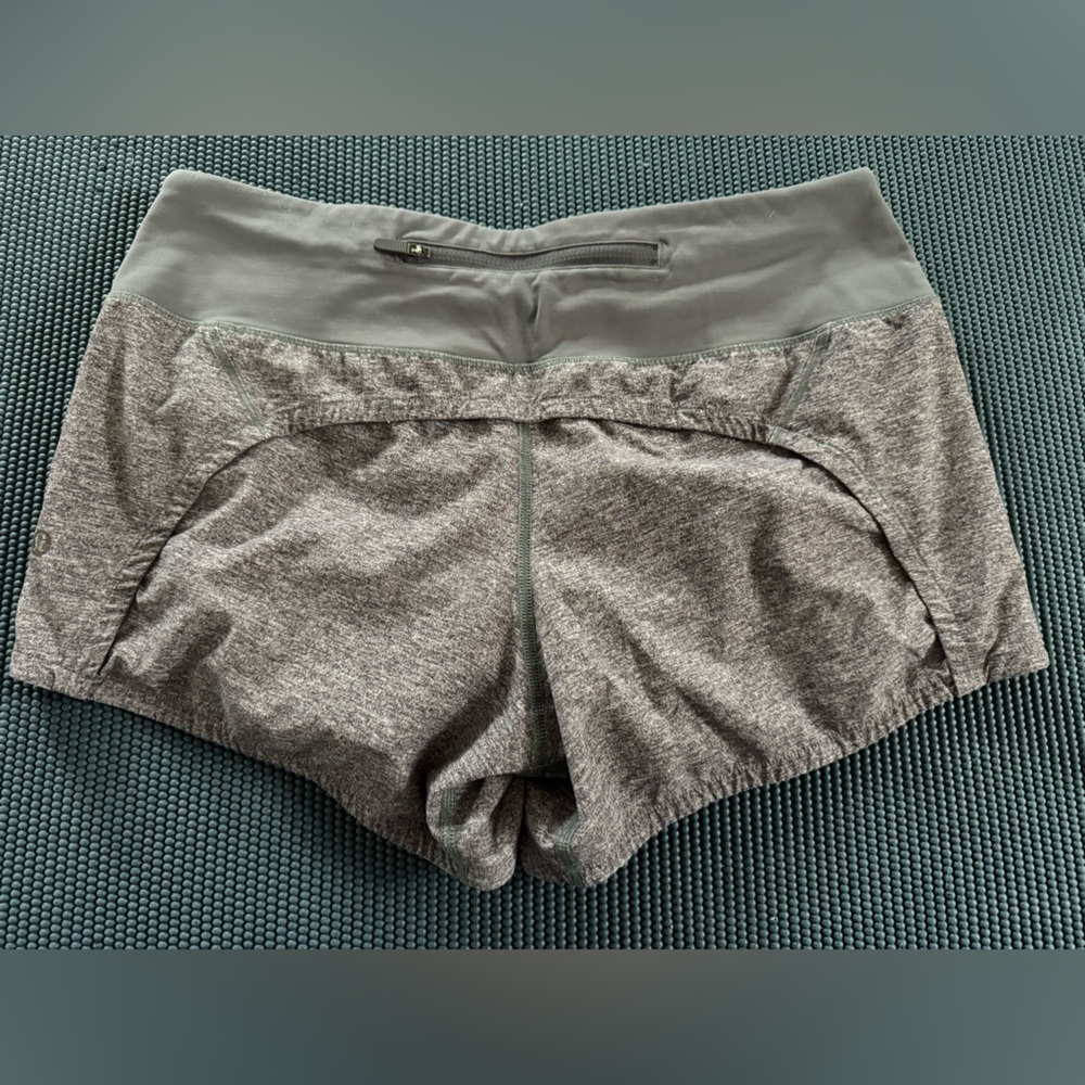 Lululemon Speed Up Shorts - Mid-rise, 2.5 inch inseam